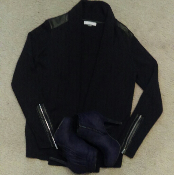Banana Republic Sweaters - 💥SALE💥Banana Republic Open Cardigan